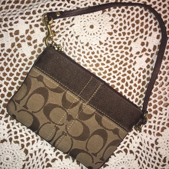 (2) Coach Wristlets - Picture 3 of 8